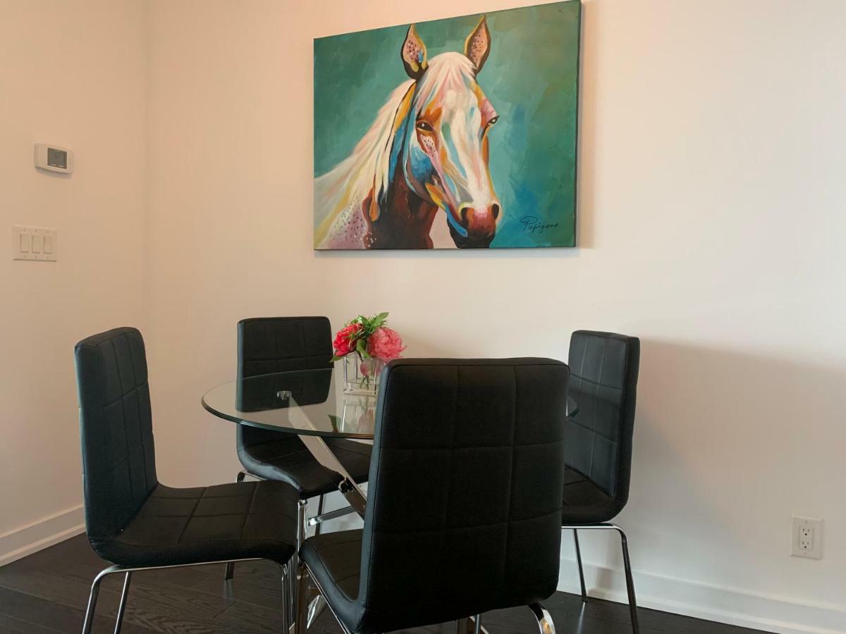 Aaira Suites Торонто Экстерьер фото