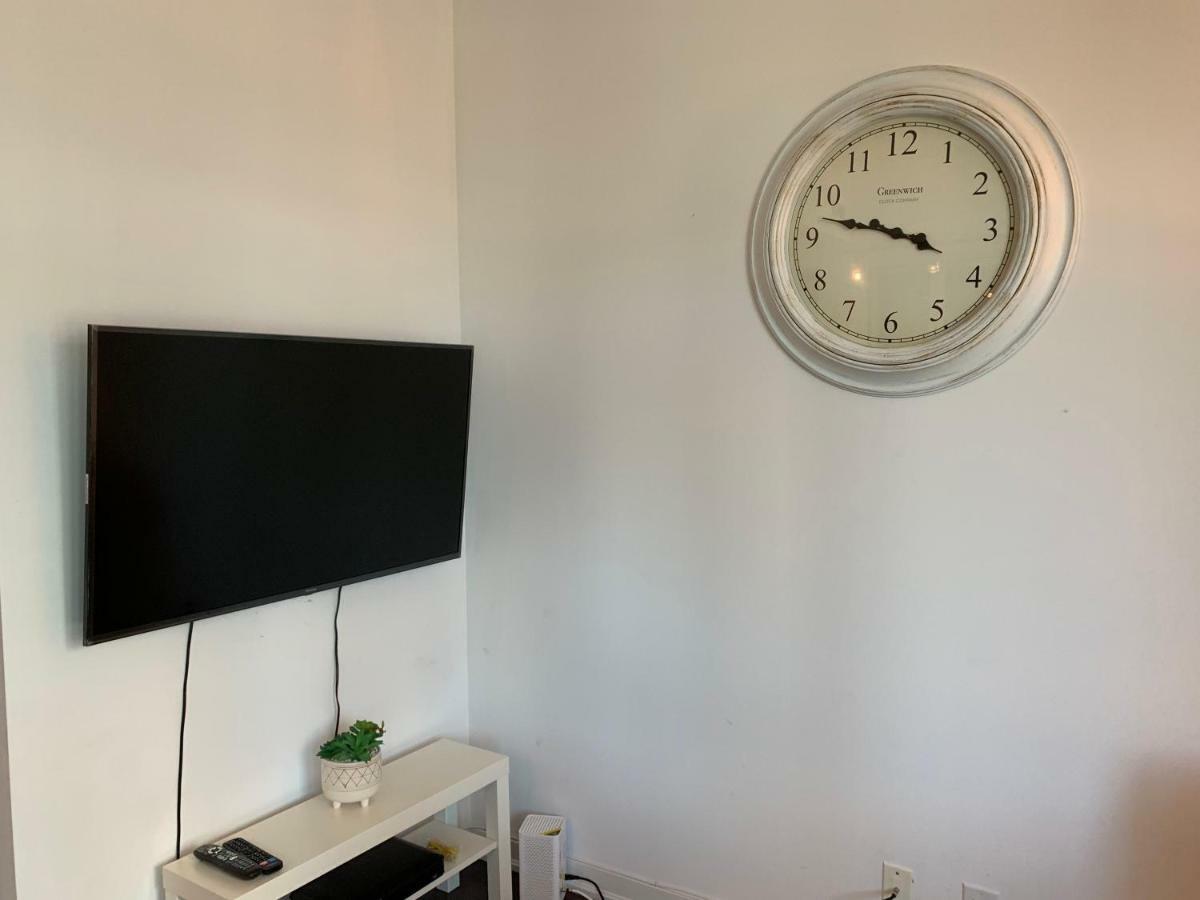 Aaira Suites Торонто Экстерьер фото